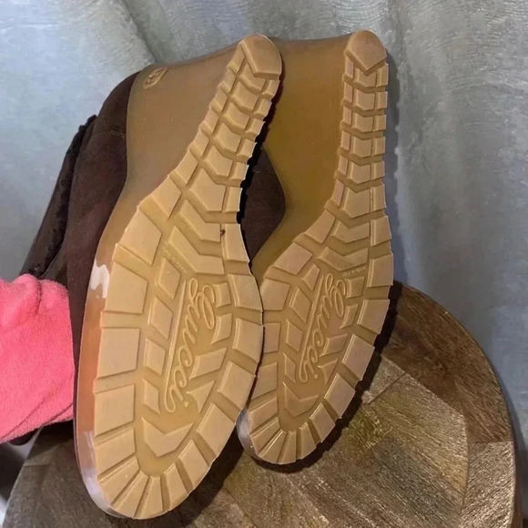 Gucci chocolate Brown 8 1/2 Shearling Wedge Boots - Picture 8 of 9